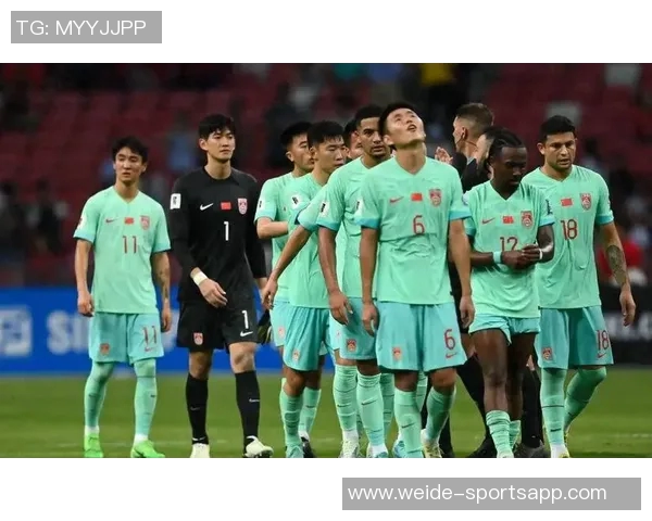 新国足应重视速度与冲击力过度畏惧失误只会失去主动权