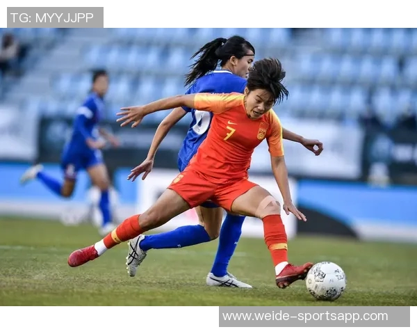 奥特执教首胜喜悦洋溢队员们泼水庆祝难掩激动心情